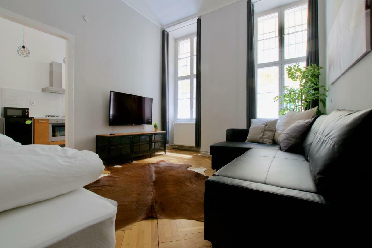 Standard Apartment By Hi5 - Steindl Street Budapest Luaran gambar